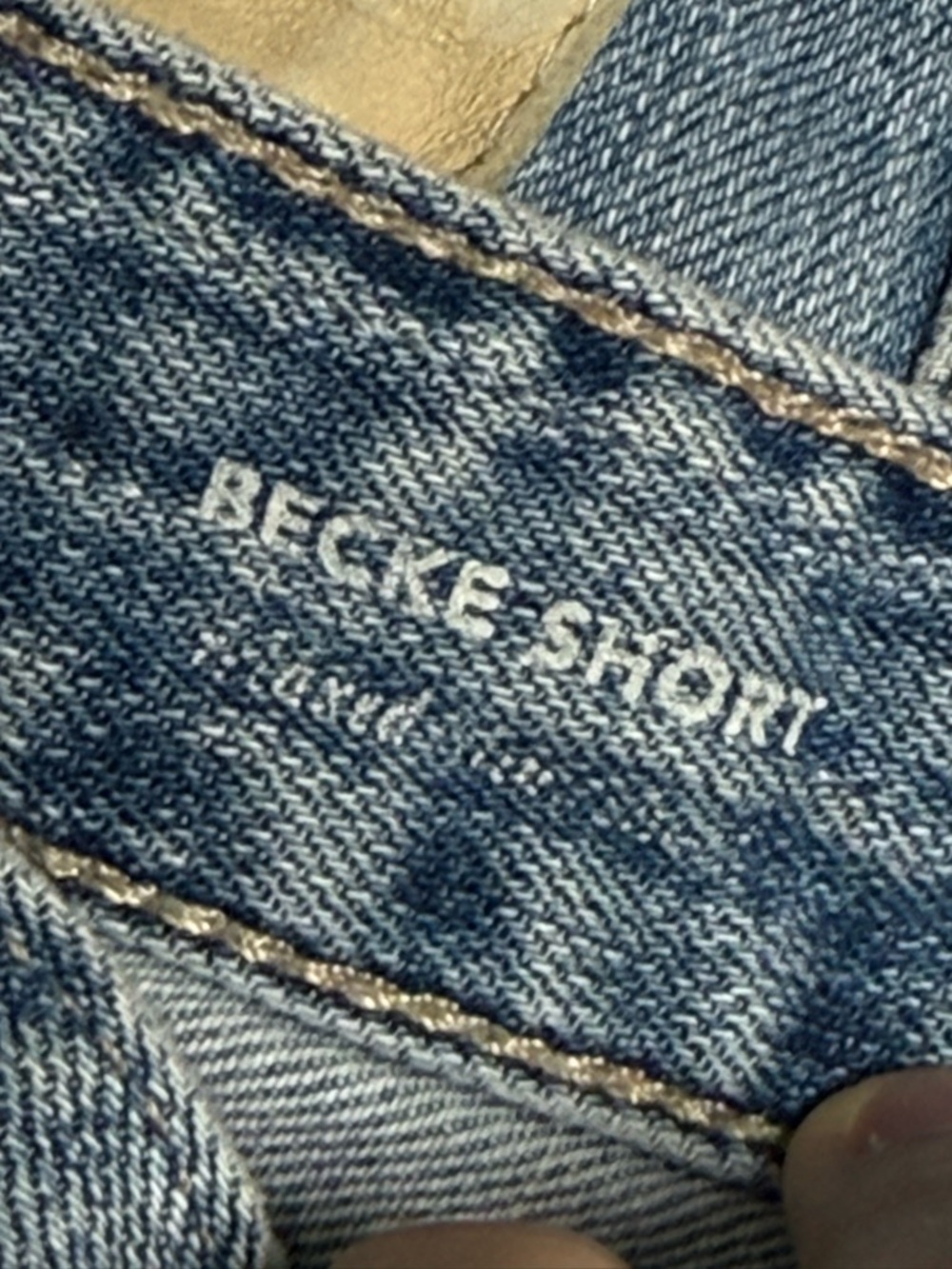 AG Adriano Goldschmied Becke Denim
Shorts Cutoff Blue Wash Size 28 Cotton - Picture 8 of 9